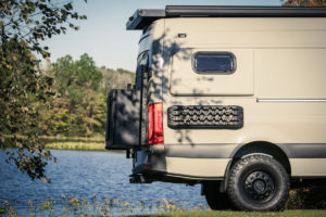 FreedomVanGo_zanghiweb-01
